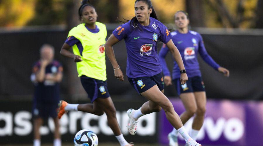 Futebol feminino poderá ser visto por funcionários da prefeitura